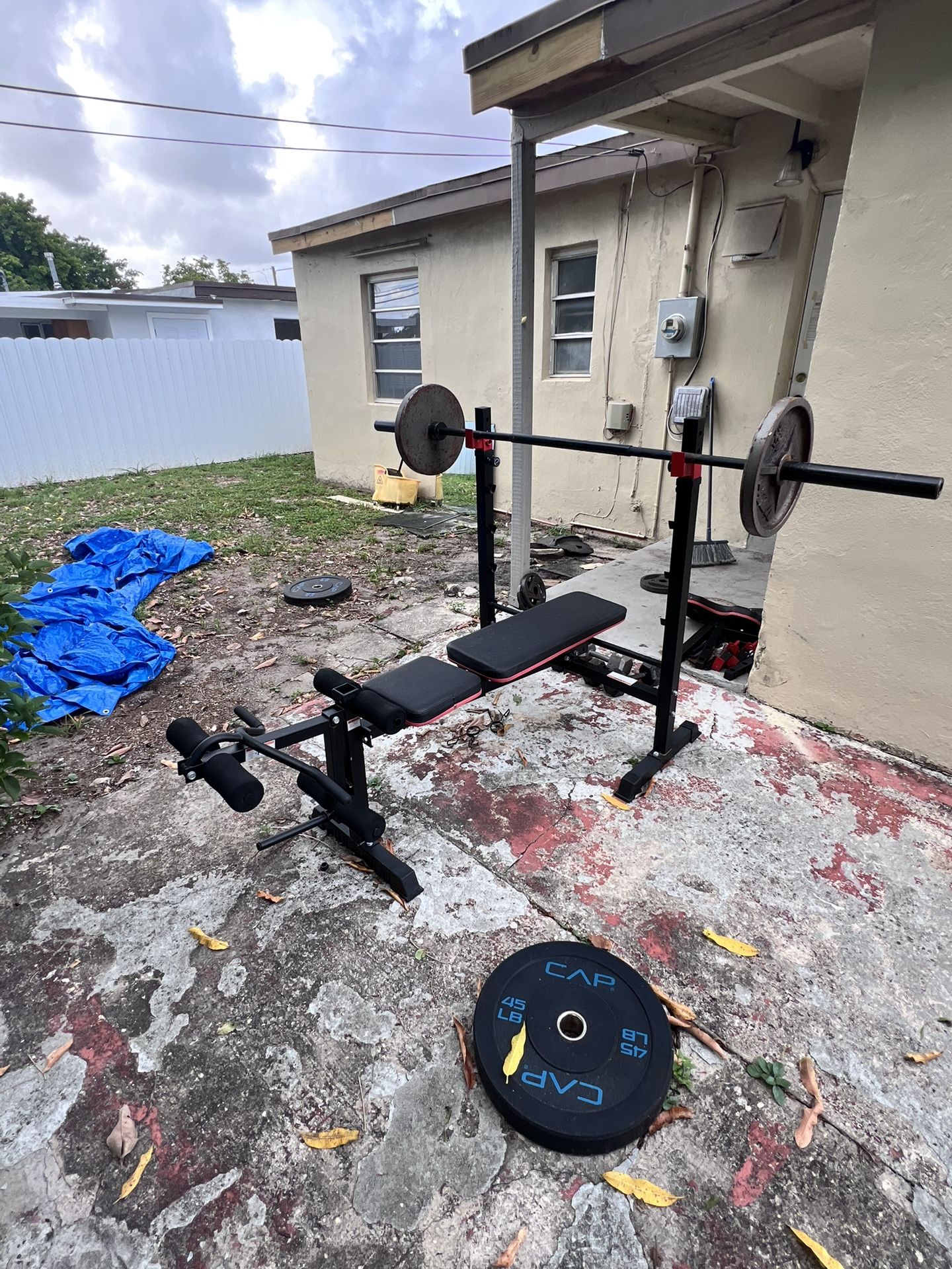 Weight bench
