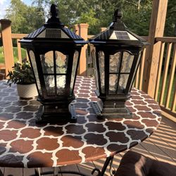 Outdoor Solar Post lights 