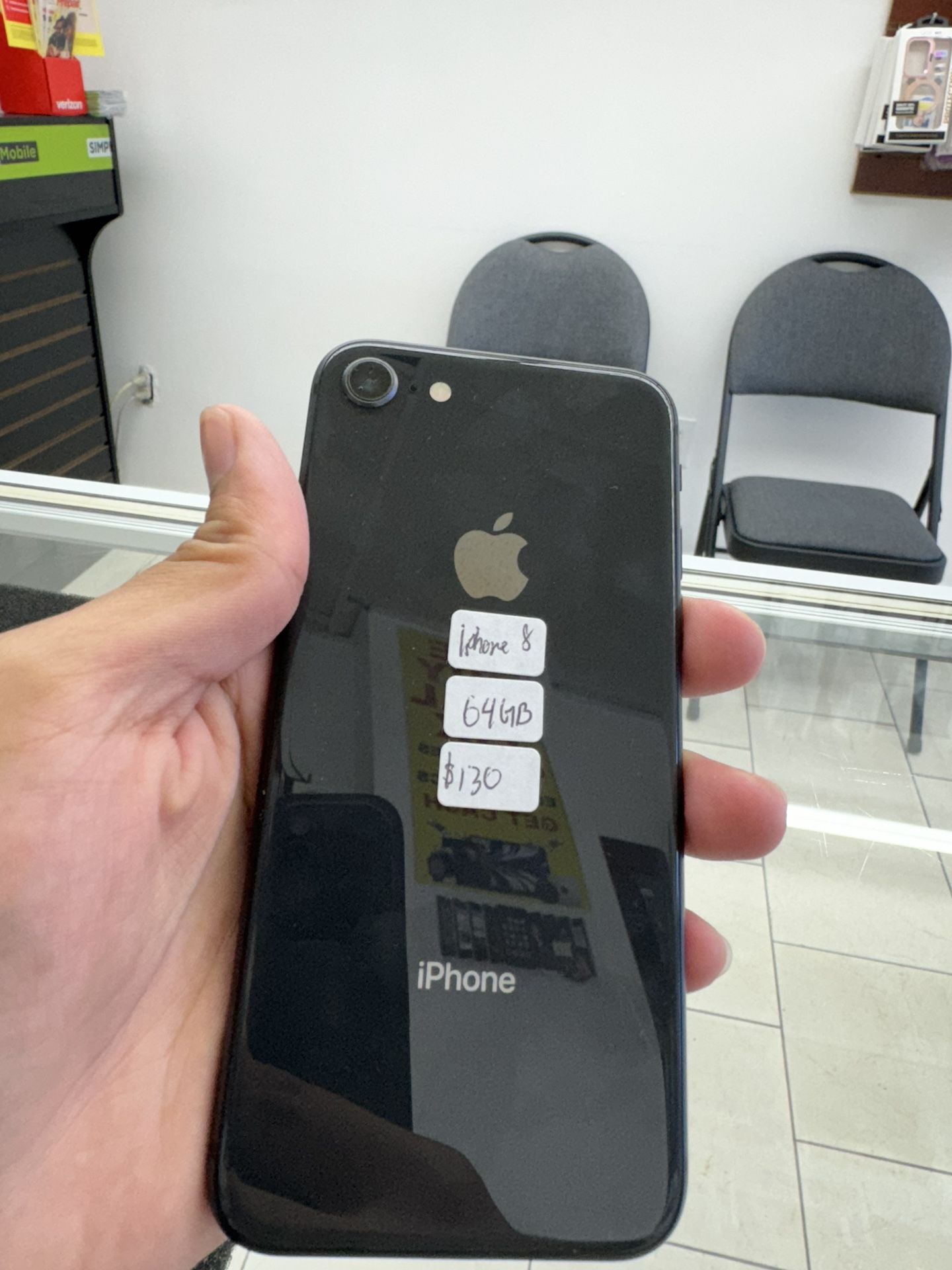iPhone 8 FACTORY UNLOCKED 