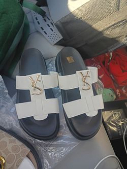Women's shoes