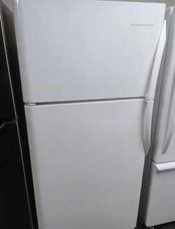 Frigidaire Top Freezer Refrigerator White