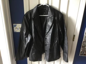 Women’s leather jacket 2xl