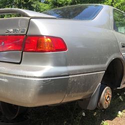 2001 Toyota Camry Trunk Lid Spoiler