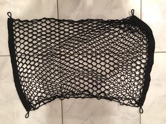 Cargo net for sedan