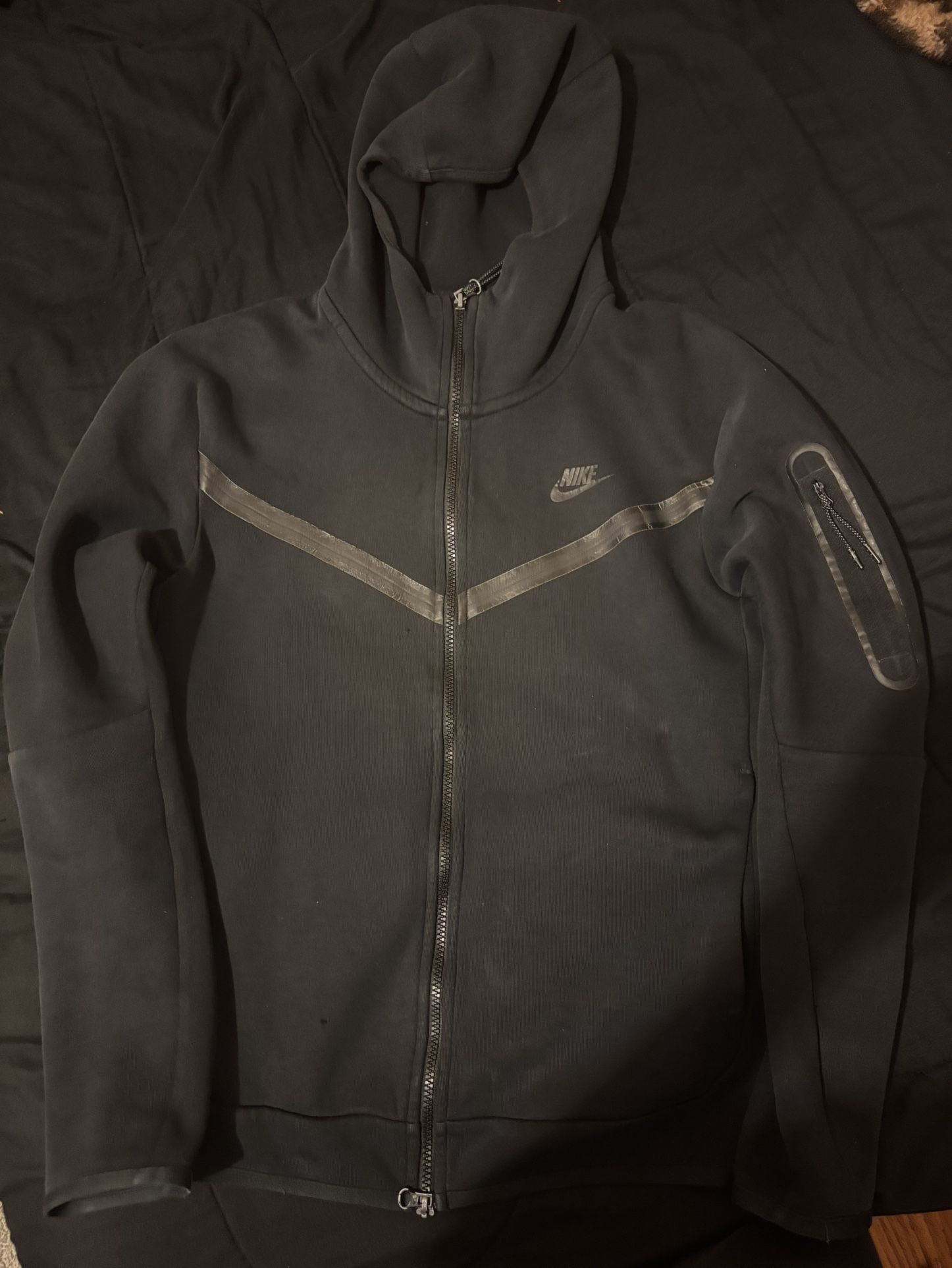 Black Nike Tech Size Medium