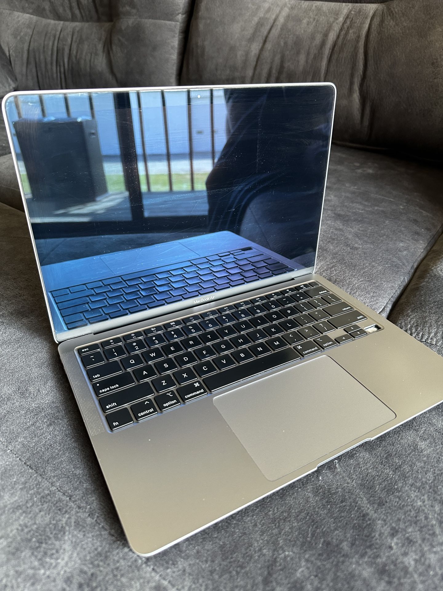 Apple MacBook Air