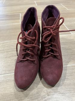 women’s boots 