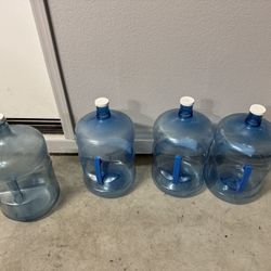5 Gallon Water Jugs 