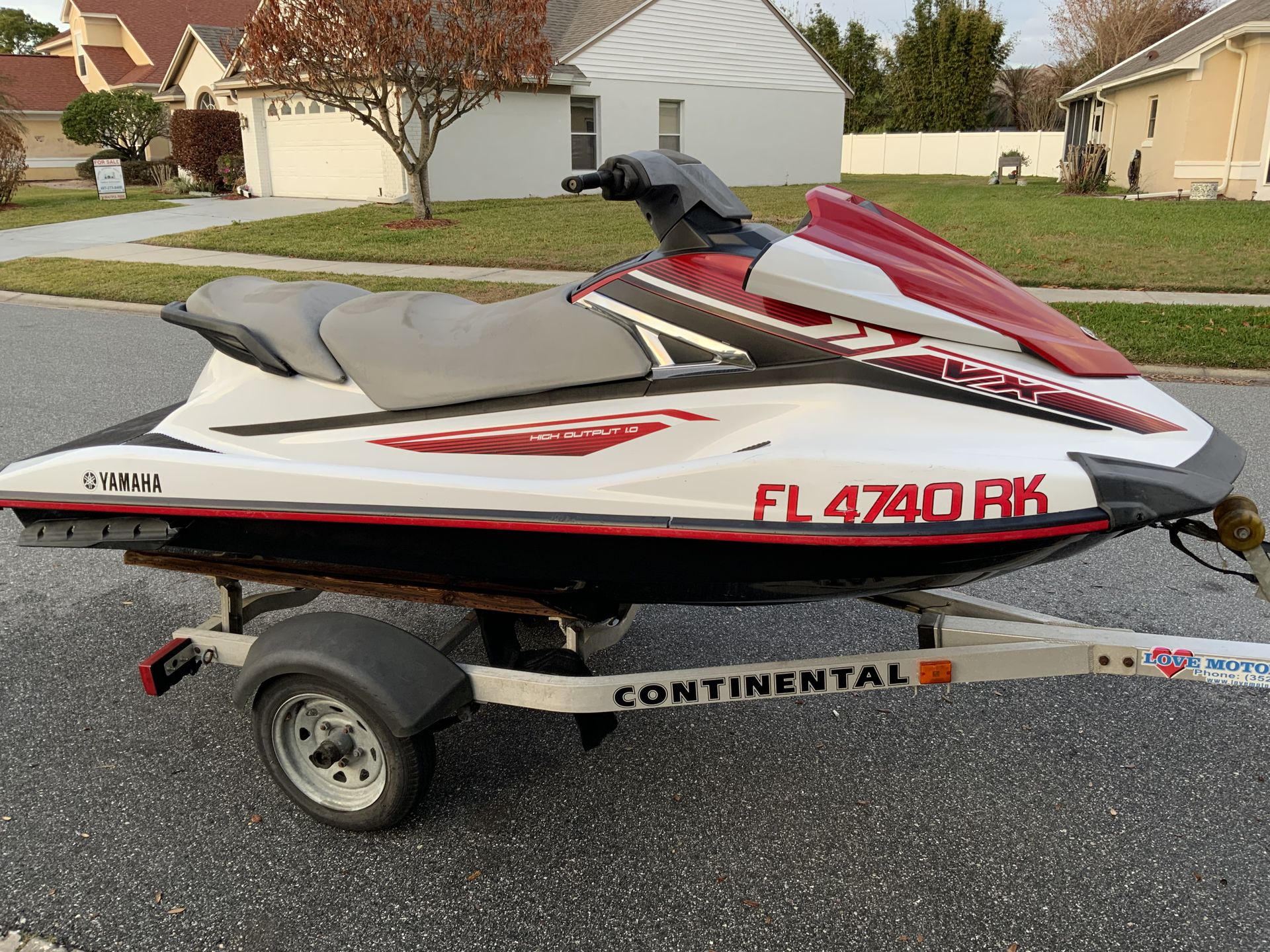 2017 Yamaha WaveRunner VX - Low hour 3 seater Jet Ski w/Trl.- Like New