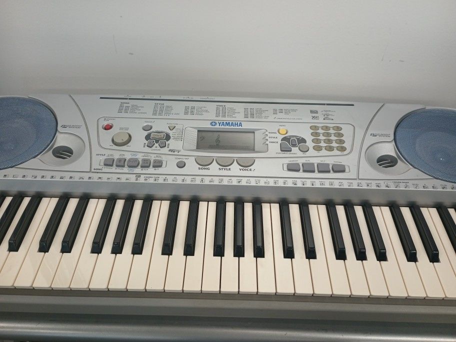 Yamaha  PSR-275