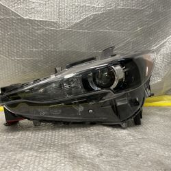 2017-2020 Mazda CX-5  left Headlight