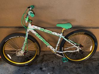 Se bikes beast mode money lynch