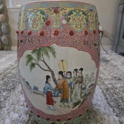 Mid Century Chinese Porcelain Garden Seat