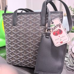 Small tote bag new with tag