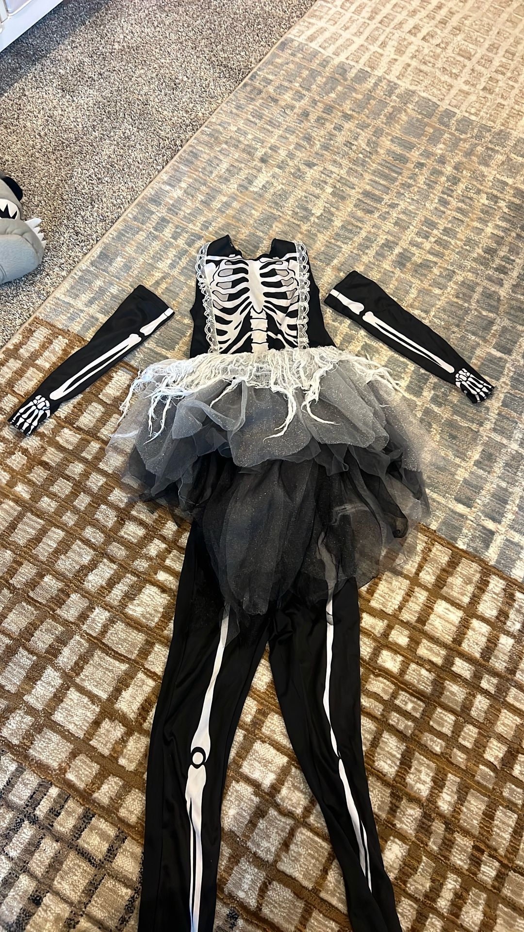 Girls Halloween skeleton With Skirt, Arm Sleeves And Pants