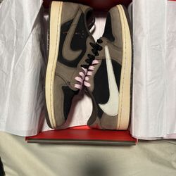 Jordan 1 Low Travis Scott og