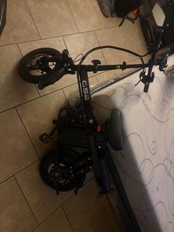 CS 5 Electric Scooter Black Folding