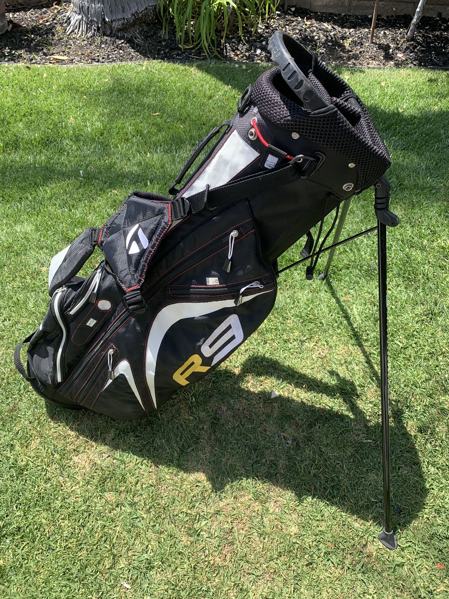 Taylormade R9 Golf Stand Bag