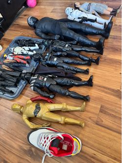 Star Wars figurines / toys