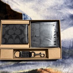 Coach Men Wallet Set