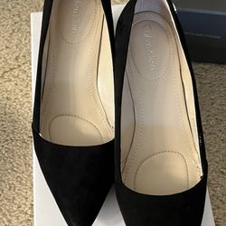 Calvin Klein Women's Black Wedge- Size 4.5