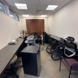 Office Chairs 
