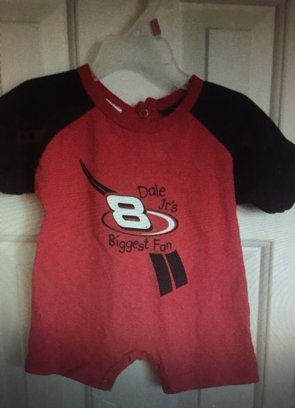 NWOT Baby Onesie 6-9 months