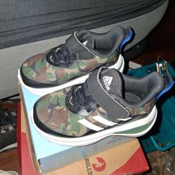 Toddlers Adidas 