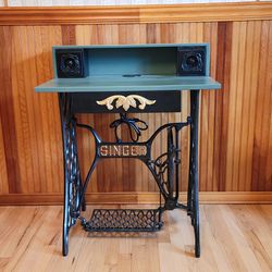 Singer Sewing Machine Table/Desk