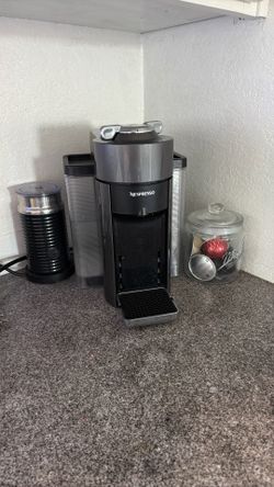 Nespresso Evolou