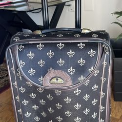 Stylish Carry-On Suitcase – American Flyer (Small handle issue)