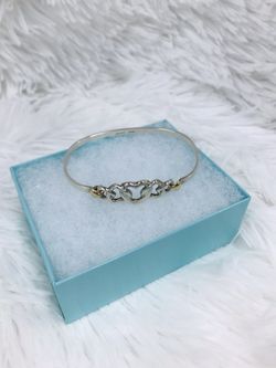 TIFFANY & CO INTERLOCKING HEART BANGLE SILVER/GOLD