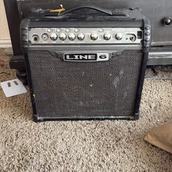 line 6 spider three- 15 watts 1x8