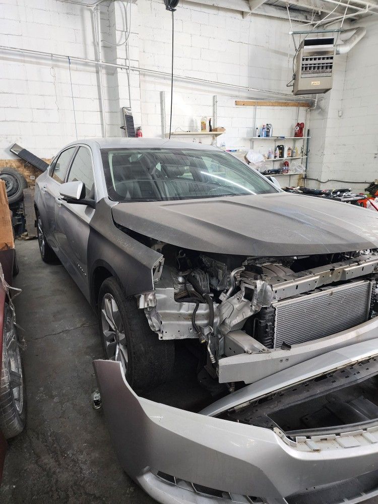 Sale Parts 2019 Chevy Impala The Motor And Transmission Is Good 87 Miles Only Parts