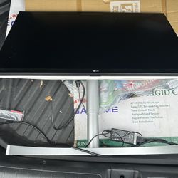 LG 27UK850-W 4K Monitor 27" IPS Display