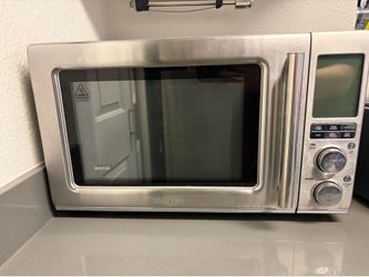 Breville - the Combi Wave™ 3 in 1