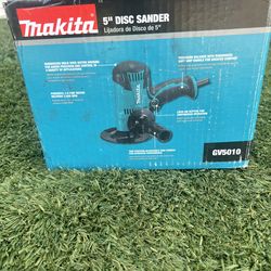 Makita  5” Disc  Sander
