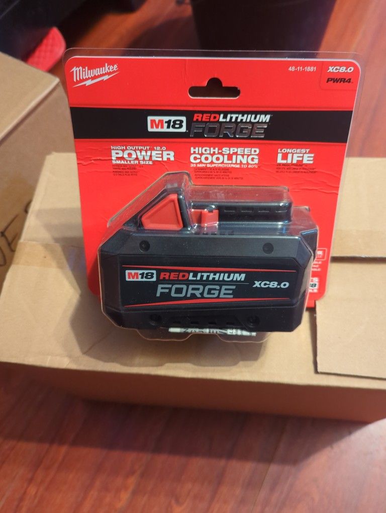 Milwaukee M18 Forge Battery 8.0 Brand New 