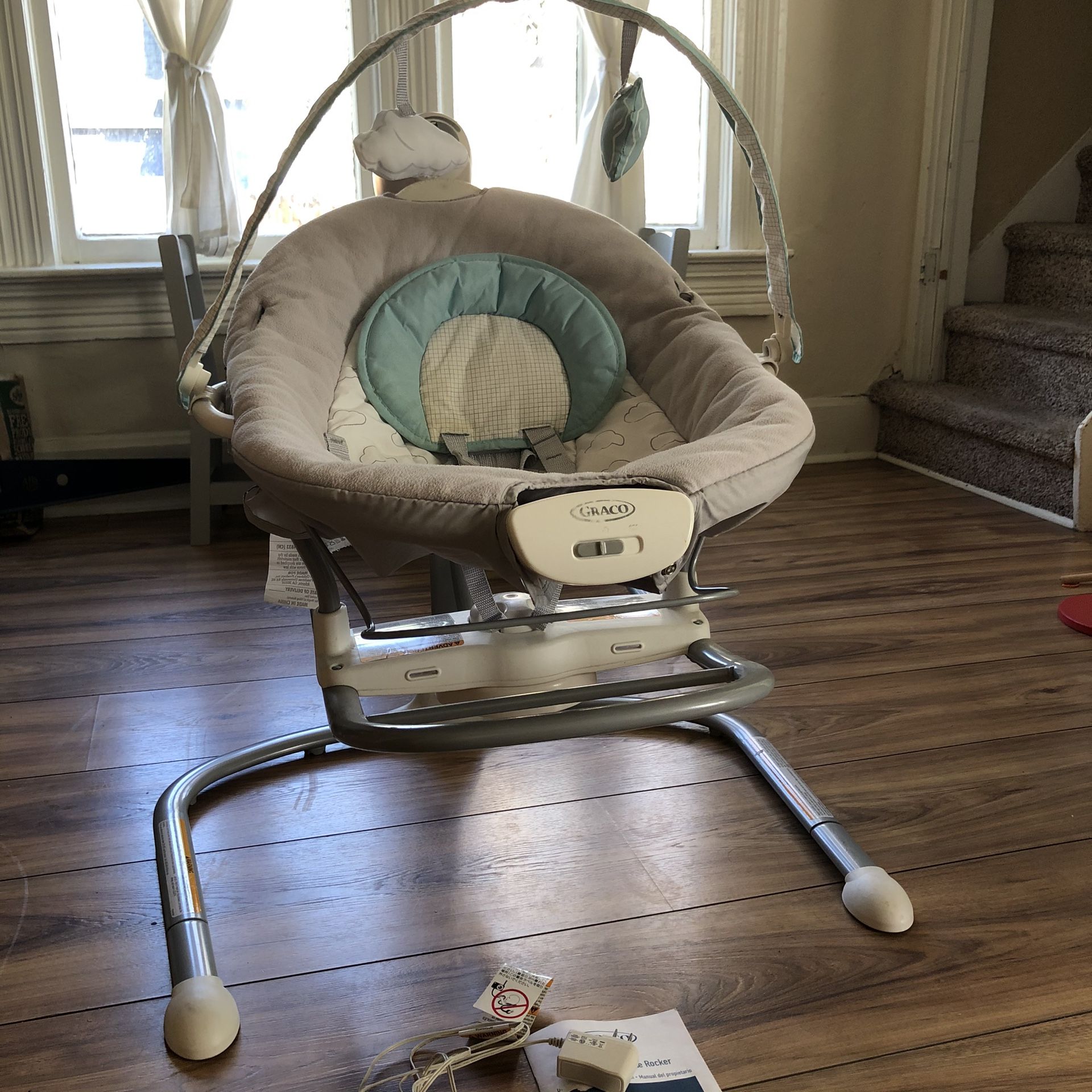 Graco baby swing