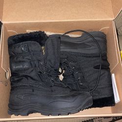 Snow Boots