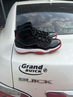 Retro 11 Breds Size 6y