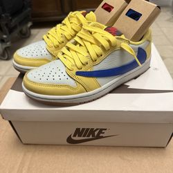 Air Jordan 1 low Travis Scott’s Canary size 5 Women’s