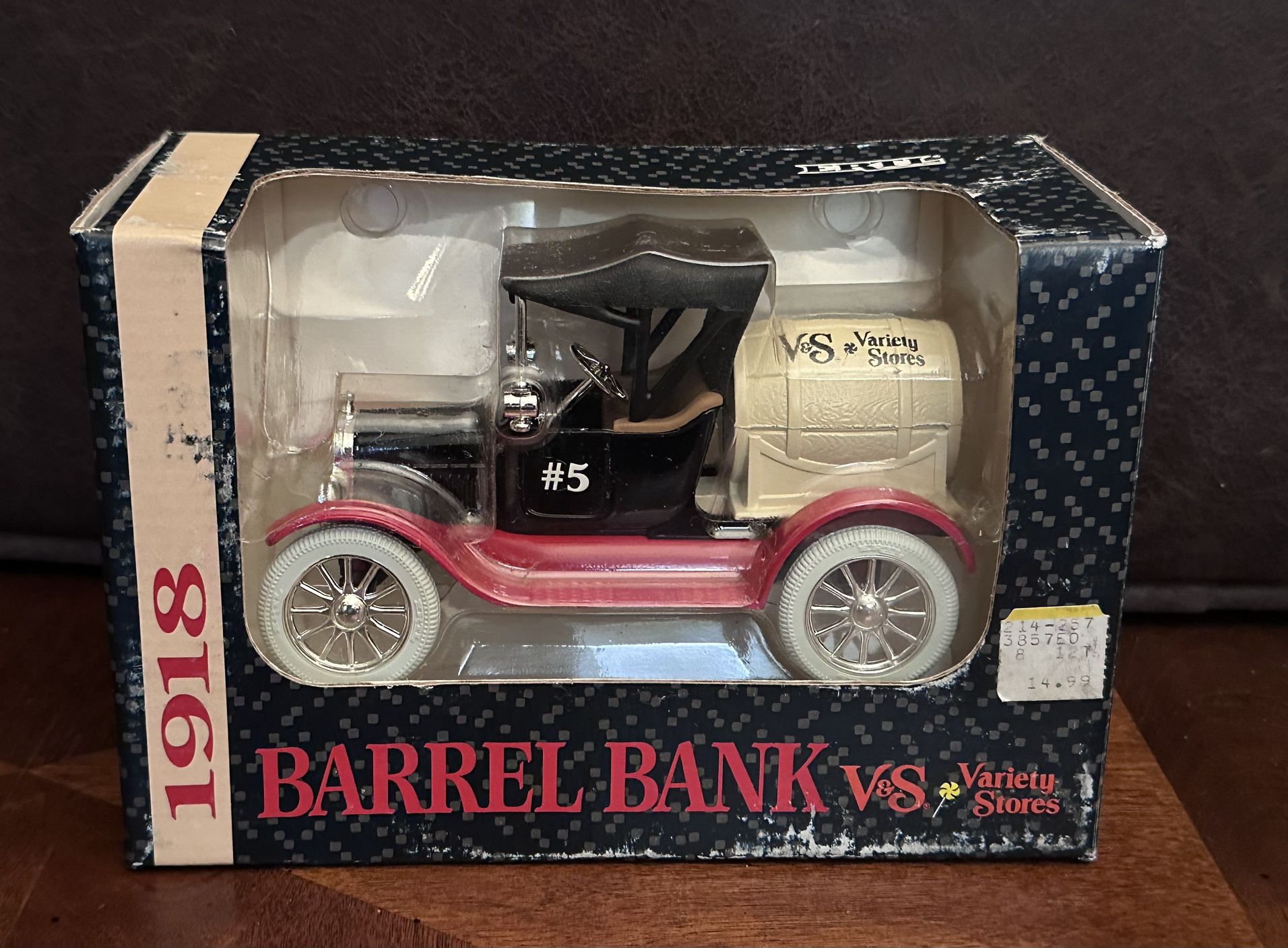 Vintage 1993 Ertl 1918 Barrel Bank #5 VS Varity Truck Collector's Bank w Key