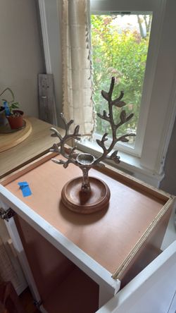 Jewelry stand