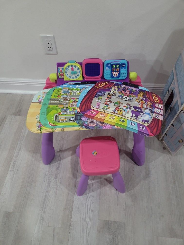 VTech Touch & Learn Activity Desk