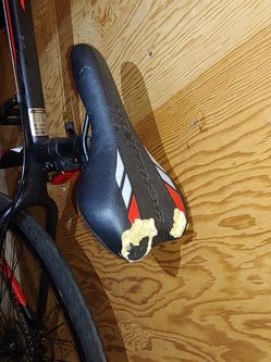 Schwinn Men s Circuit 28 Hybrid 21 Speed Bike S5736TG for Sale in Kent WA OfferUp