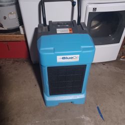 Dehumidifier 