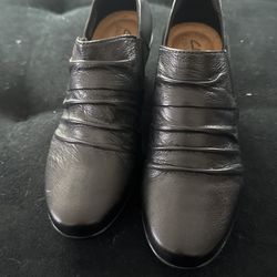 Small Heel Black Shoes