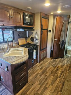 2016 travel trailer