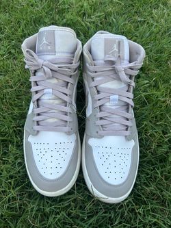 ike Air Jordan 1 Mid Linen College Grey White 554724-082 Men's Size 11.5